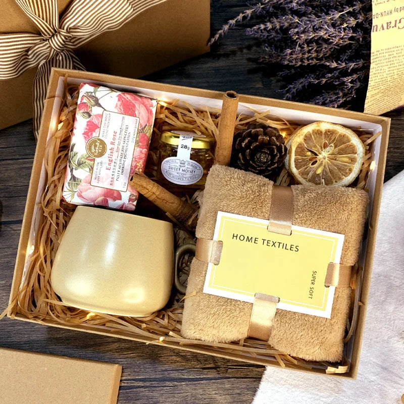 Acrylic Gift Box – For Mother's Day Limited Edition Exclusive | Timeless, Elegant Presentation